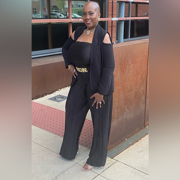 👑 LADYSLYSTYLES IS LIVE 🔥 Like & Share this post to be notified. - Picture 9 of 13